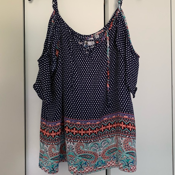 Patterned Flowy Tank - Picture 2 of 6